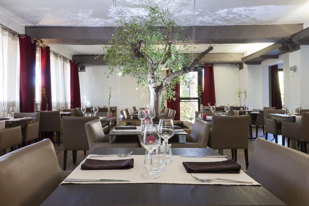 Logis Hotel & Restaurant L'Etape Bouc Bel Air - Gardanne Eksteriør bilde