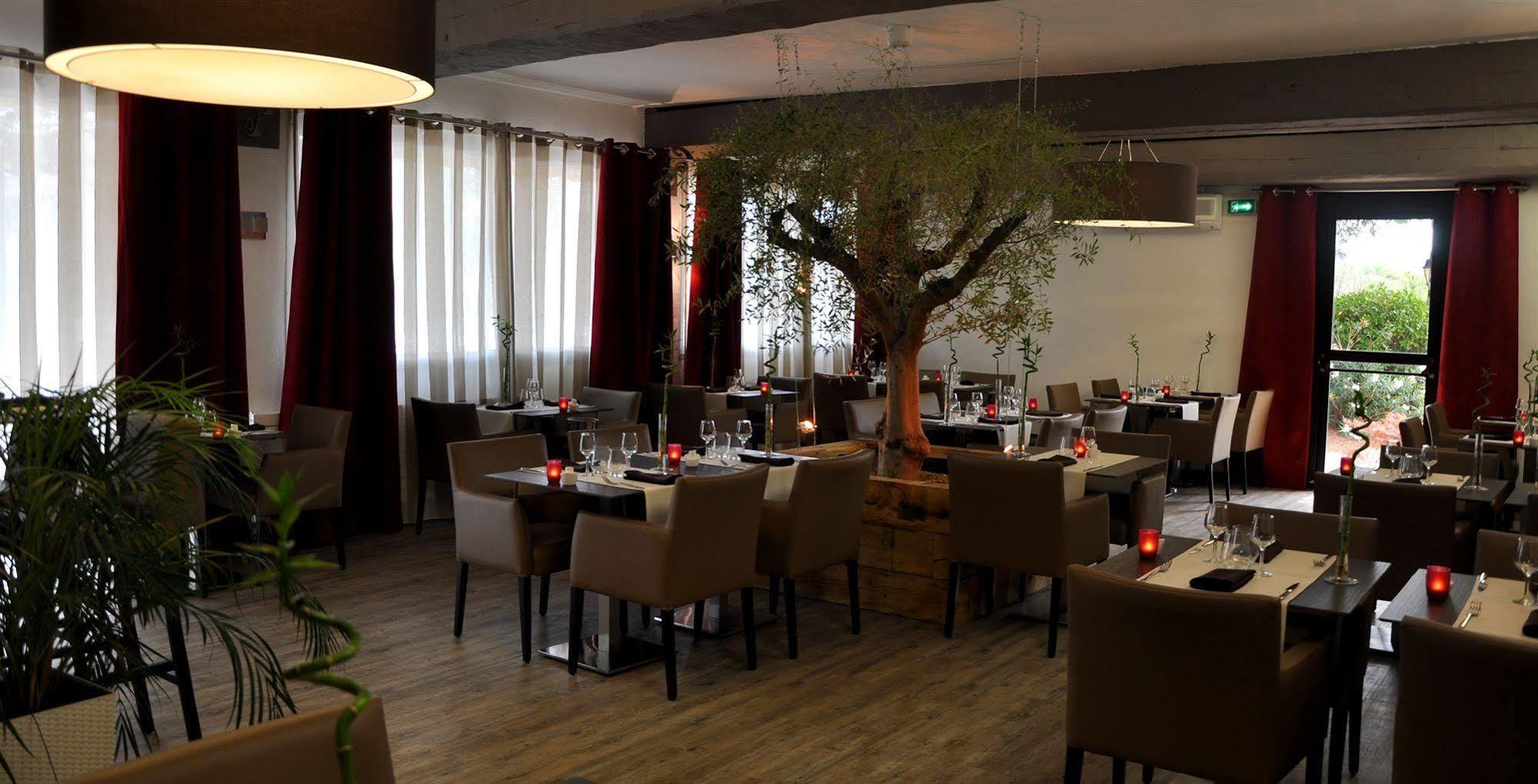 Logis Hotel & Restaurant L'Etape Bouc Bel Air - Gardanne Eksteriør bilde